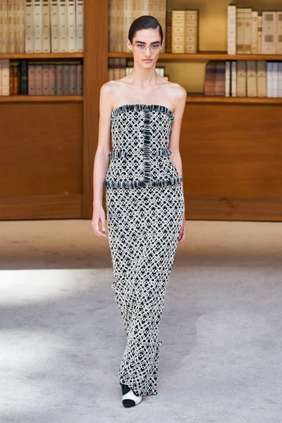 Look 26